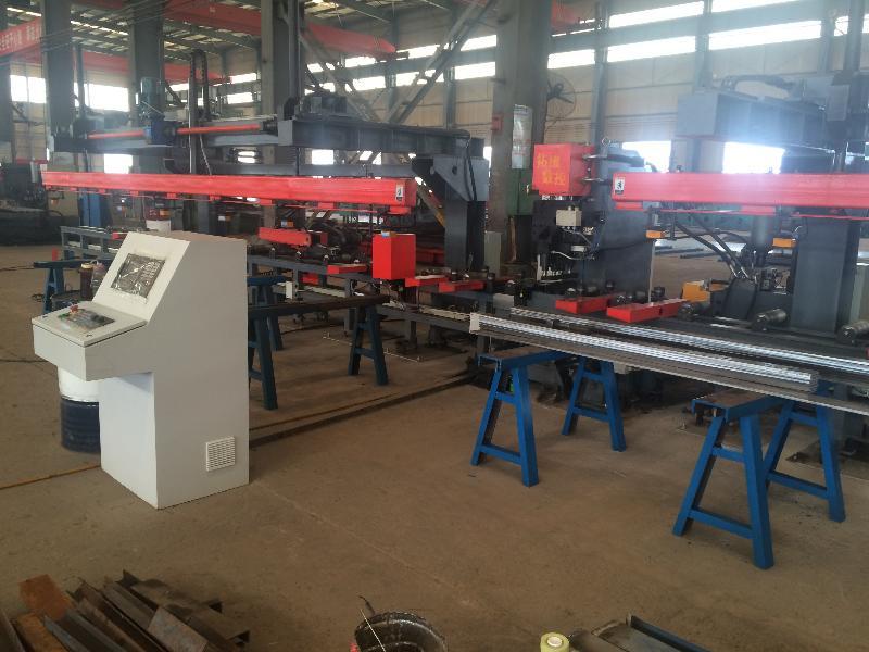 山東拓維機械制造有限公司,汽車大梁沖,汽車小梁沖,鋼模板沖孔,鋼模板加工設備,汽車橫梁沖,數控平板沖孔機,中厚板數控沖床,數控沖鉆復合機,汽車縱梁沖,縱梁自動化生產線,中厚板沖割復合機,平地機刀片沖鉆生產線 山東拓維機械制造有限公司,汽車大梁沖,汽車小梁沖,鋼模板沖孔,鋼模板加工設備,汽車橫梁沖,數控平板沖孔機,中厚板數控沖床,數控沖鉆復合機,汽車縱梁沖,縱梁自動化生產線,中厚板沖割復合機,平地機刀片沖鉆生產線